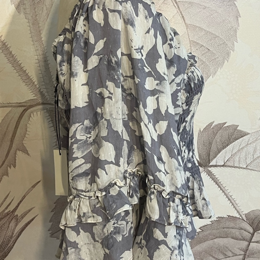 Mustard Seed LILITH SQUARE NECK Gray and Cream Smocked Ruffled Blouse NWT Sz Lg - Picture 9 of 9